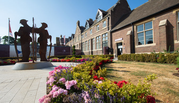 Old School Grounds Blossom In Anglia In Bloom Competition